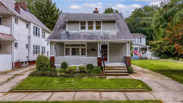 2067 Lark Street, Lakewood, OH 44107