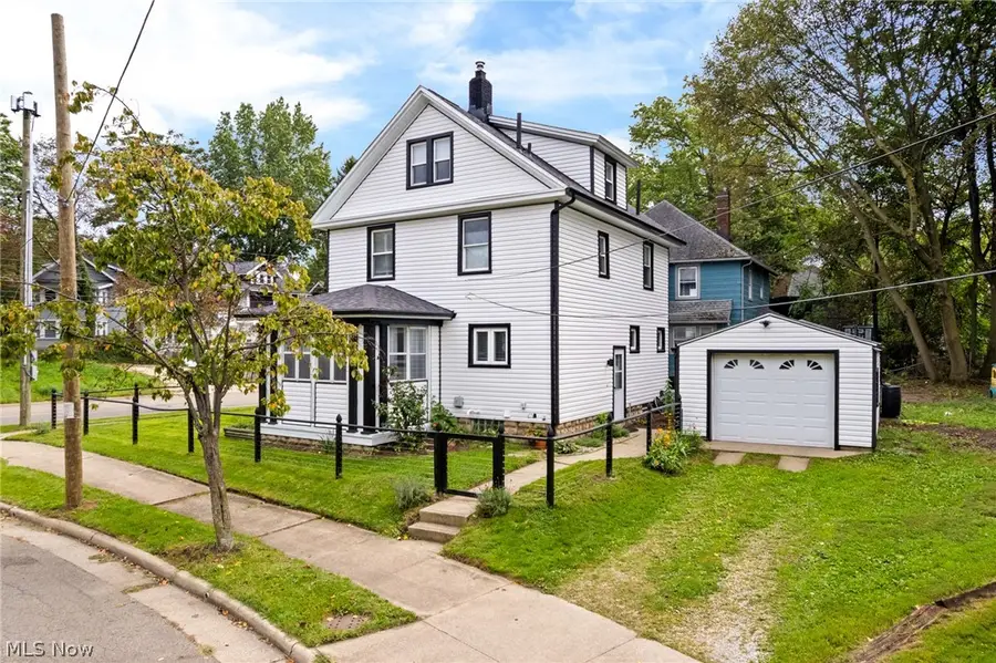 958 W Exchange Street, Akron, OH 44302 - #3