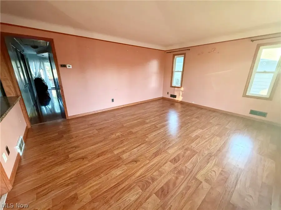 3328 North Avenue, Parma, OH 44134 - #3
