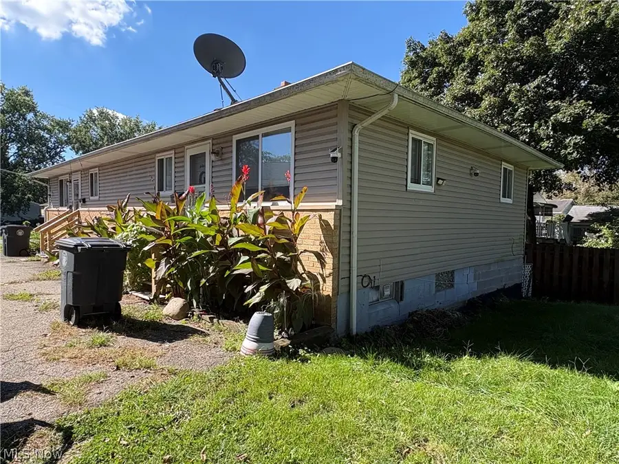 1261-1263 Anna Avenue, Akron, OH 44314 - #2