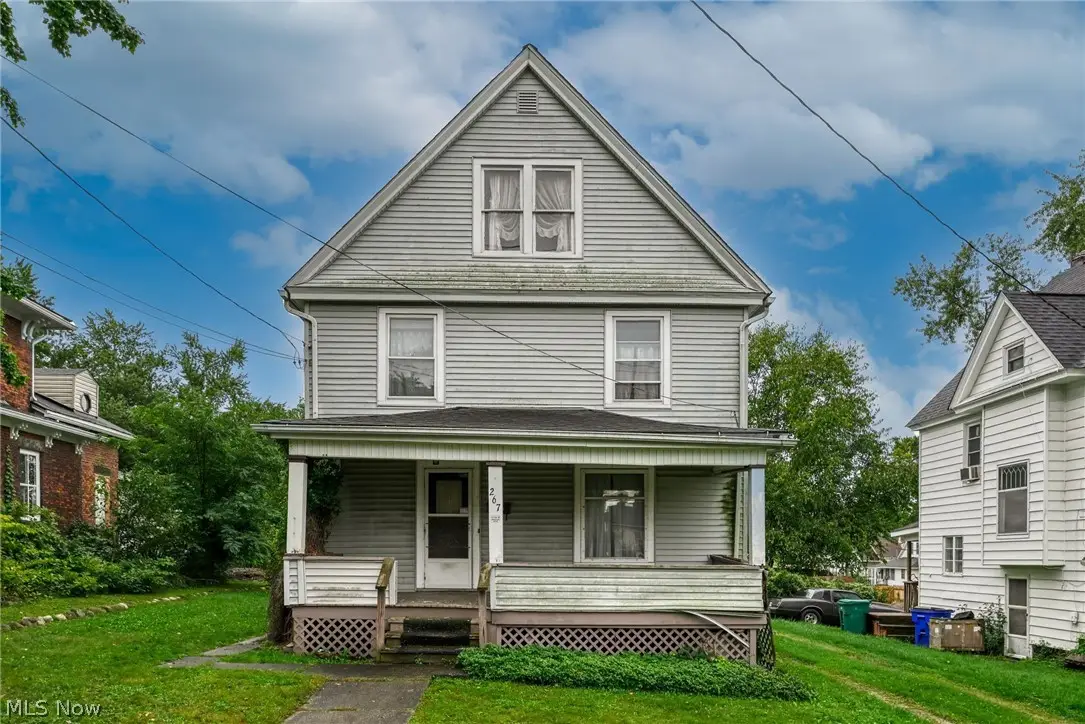 267 W Riddle Avenue, Ravenna, OH 44266 - #1