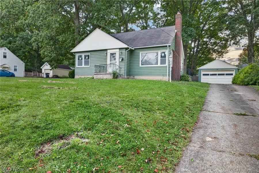 132 S Main Street, Austintown, OH 44515 - #3