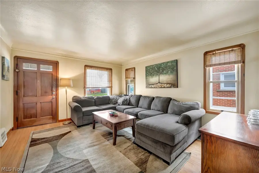 6311 Laverne Avenue, Parma, OH 44129 - #3