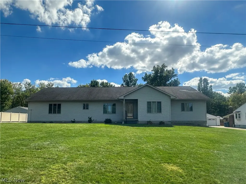 419 Secrist Lane, Girard, OH 44420 - #1