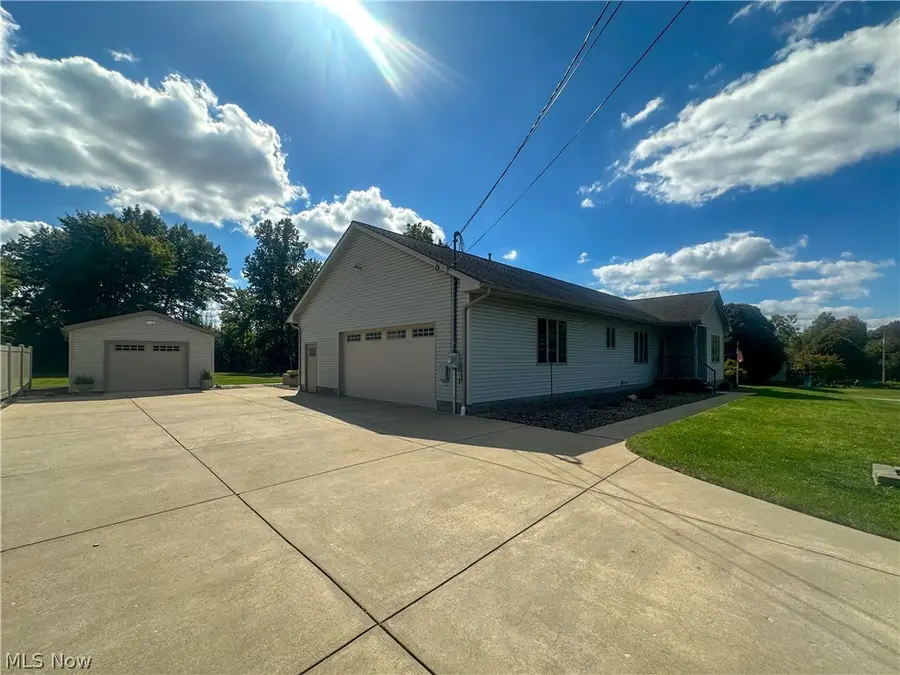 419 Secrist Lane, Girard, OH 44420 - #2