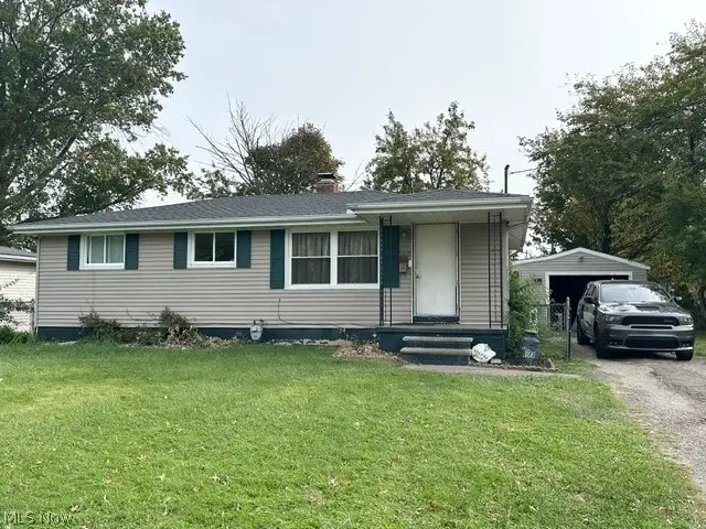 2425 Reeves Avenue, Lorain, OH 44052 - #1
