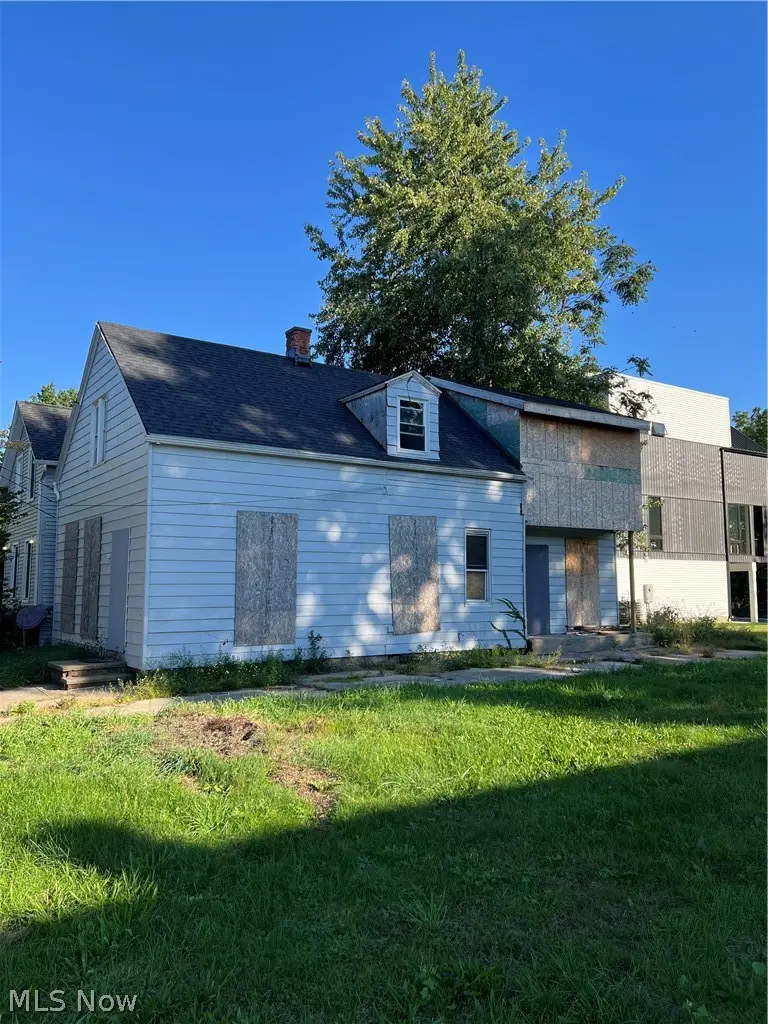 5911 Madison Avenue, Cleveland, OH 44102 - #3