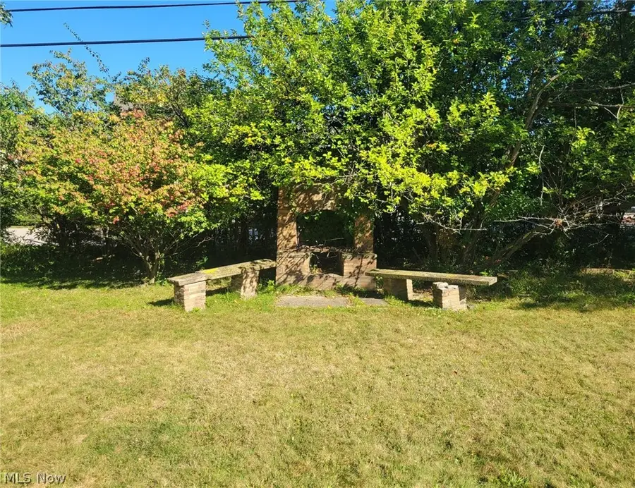 15609 Glynn Road, East Cleveland, OH 44112 - #3