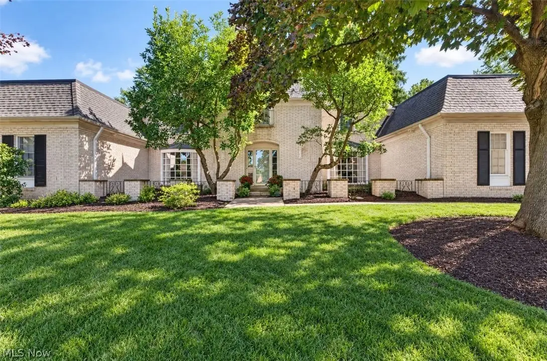 1265 Grenada Ne Drive, Canton, OH 44714 - #1