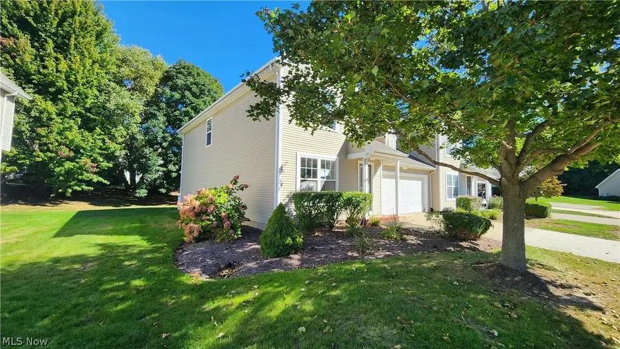 1033 Saint Michaels Way, Madison, OH 44057 - #2