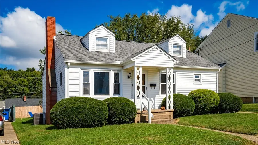 921 Lindbergh Avenue, Zanesville, OH 43701 - #2