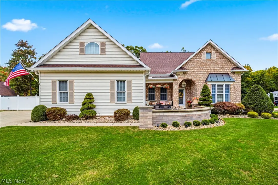 305 W Cedar Street, Jefferson, OH 44047 - #1