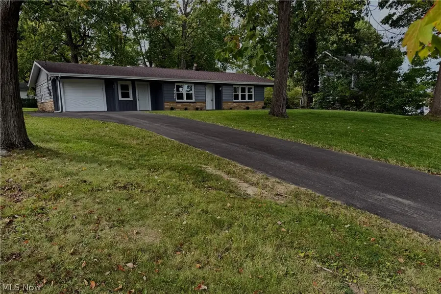 4518 Sheridan S Road, Youngstown, OH 44514 - #2