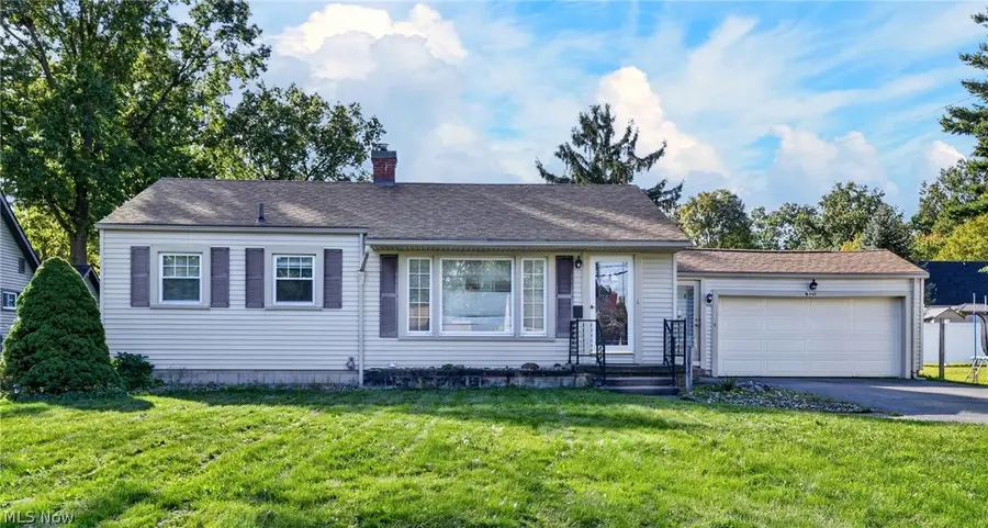 6940 Paxton Road, Youngstown, OH 44512 - #3