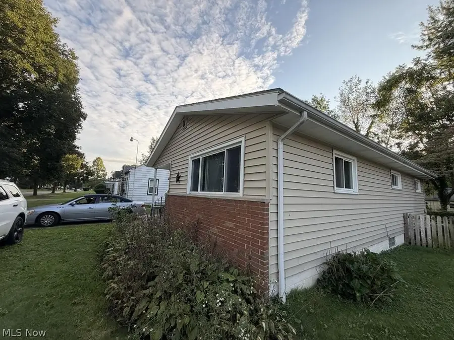 788 Valdes Avenue, Akron, OH 44320 - #3