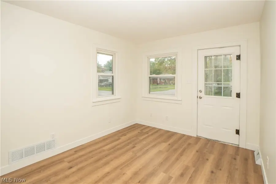 2325 Eastlawn Avenue, Akron, OH 44305 - #3
