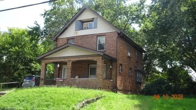1194 Laird, Akron, OH 44320 - #2