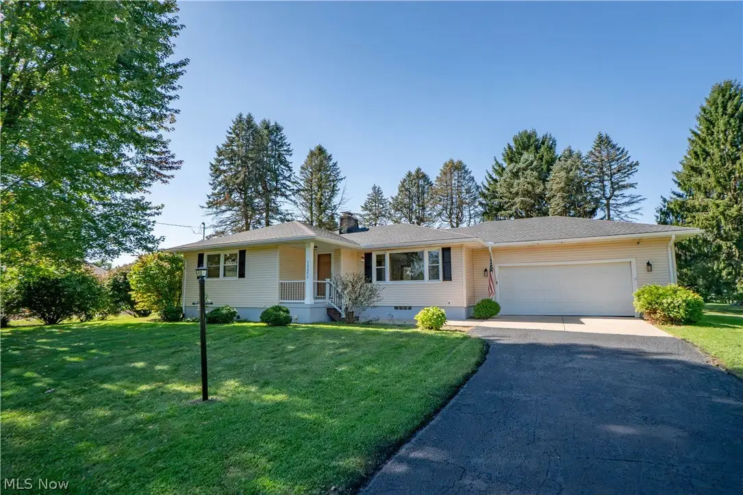 13351 Parkview Nw Avenue, Uniontown, OH 44685 - #1
