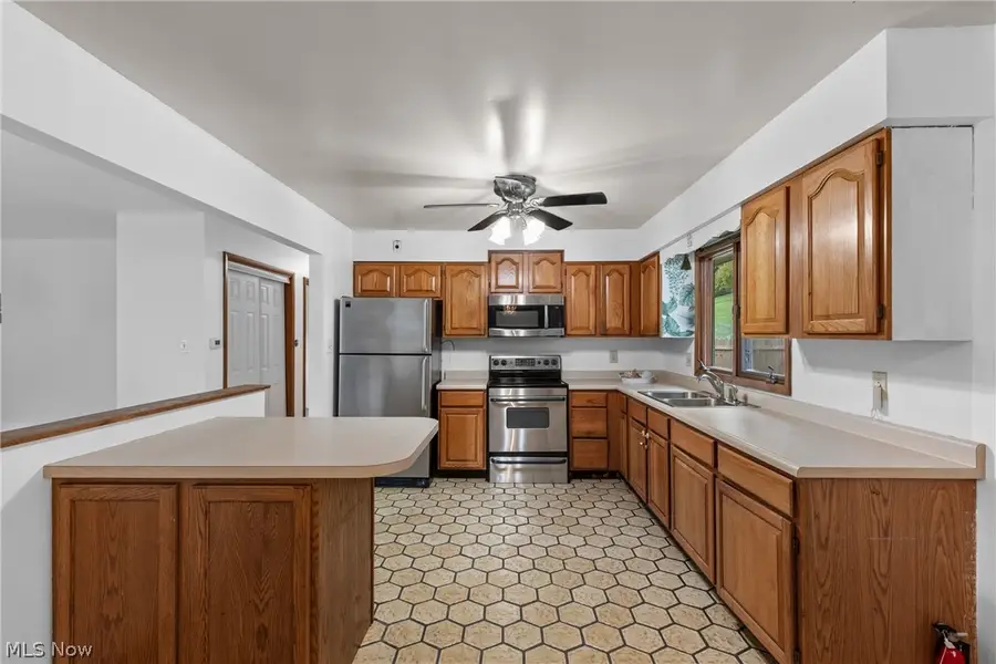 61558 W Central Avenue, Shadyside, OH 43947 - #3