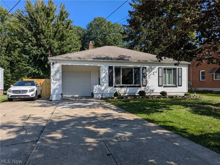 4119 Columbia Road, North Olmsted, OH 44070 - #2