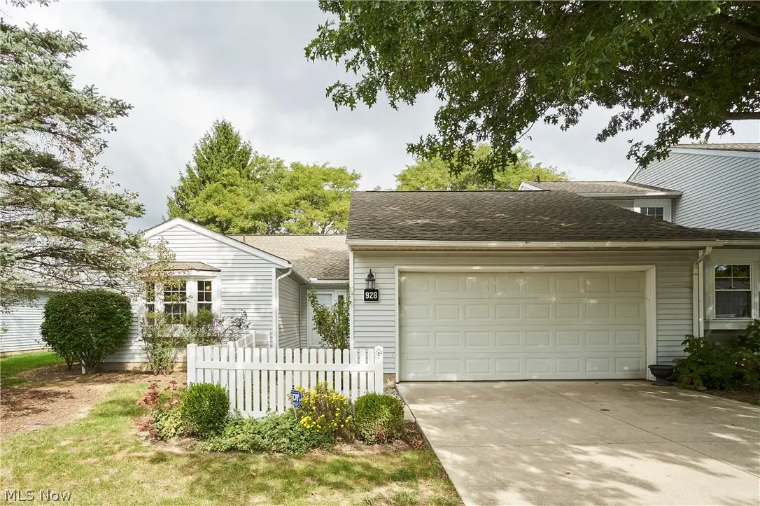 928 Sturbridge Drive, Akron, OH 44313 - #1