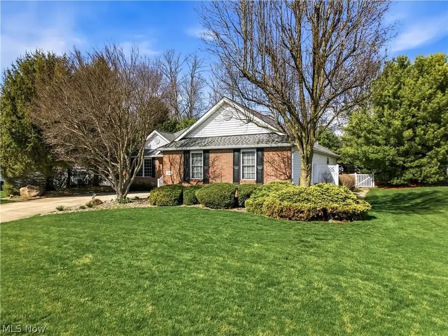 1009 E Reno Drive, Louisville, OH 44641 - #3