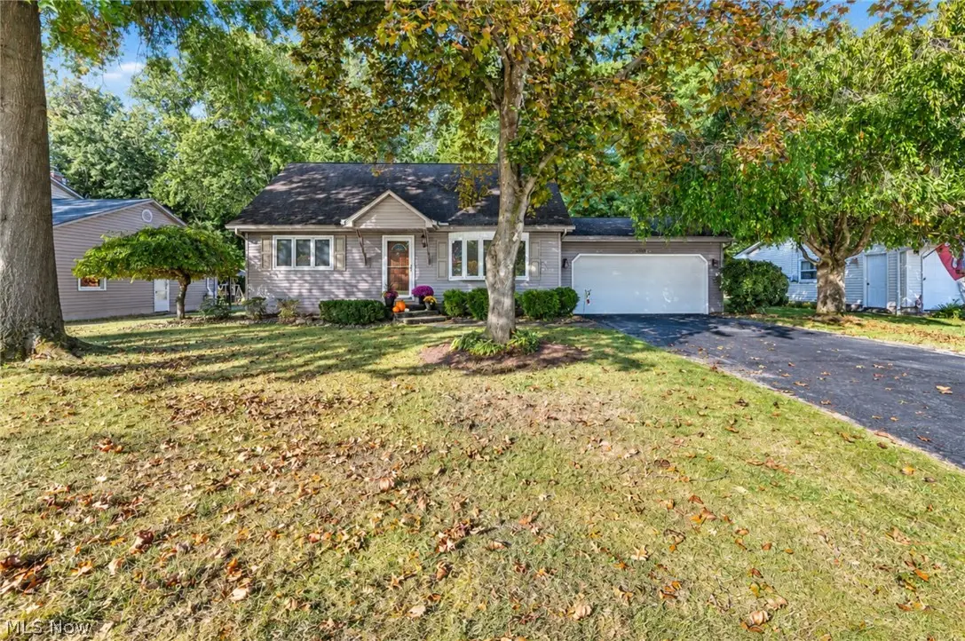 2850 Vollmer Drive, Austintown, OH 44511 - #1