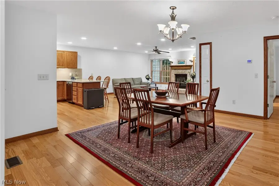 31 Canterbury Circle, Oberlin, OH 44074 - #3