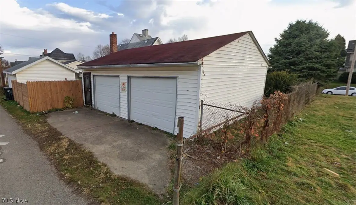 Garfield Sw Avenue, Canton, OH 44706 - #1