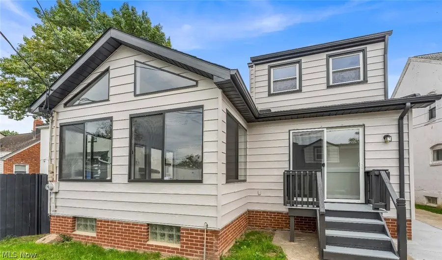 13307 Grannis Road, Garfield Heights, OH 44125 - #3