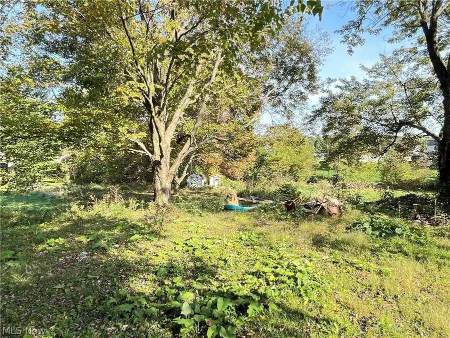 12380 Hoover Nw Avenue, Uniontown, OH 44685 - #2