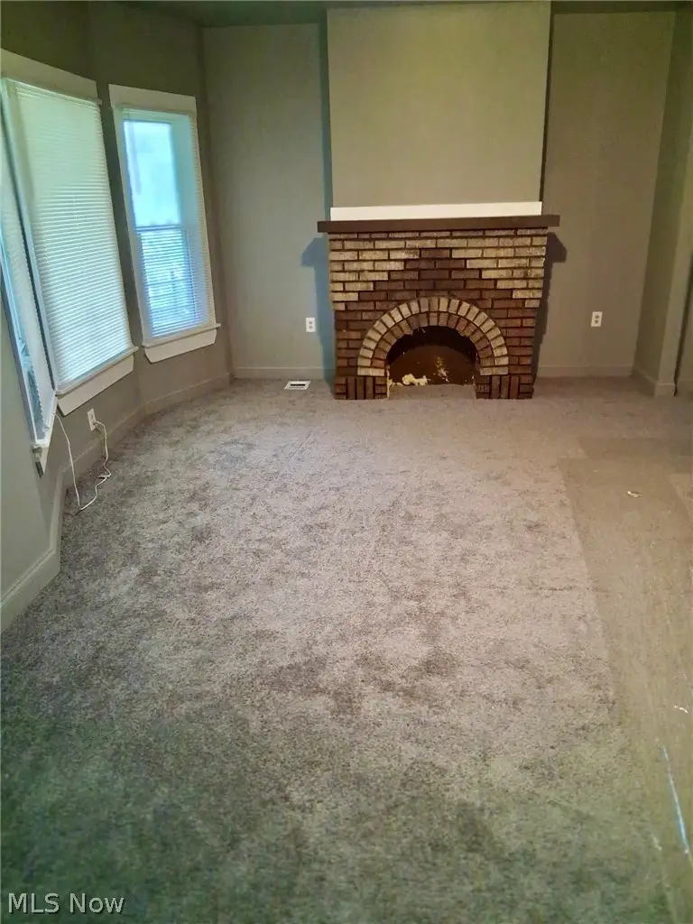9123 Kempton Avenue, Cleveland, OH 44108 - #2