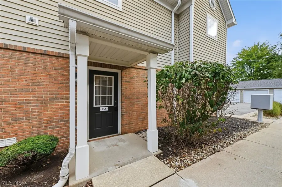 3394 Lenox Village Drive #134, Fairlawn, OH 44333 - #2