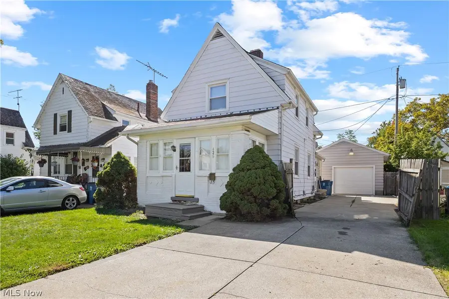 426 Kentucky Avenue, Lorain, OH 44052 - #2