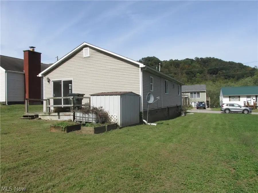 220 Grant St., Saint Marys, WV 26170 - #2