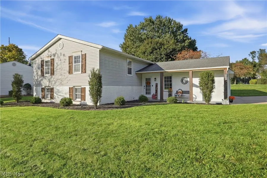 1042 Oak Hill Ne Drive, Massillon, OH 44646 - #2