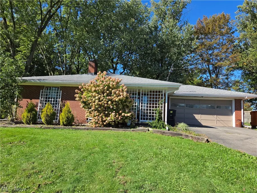 1367 North Ne Road, Warren, OH 44483 - #2