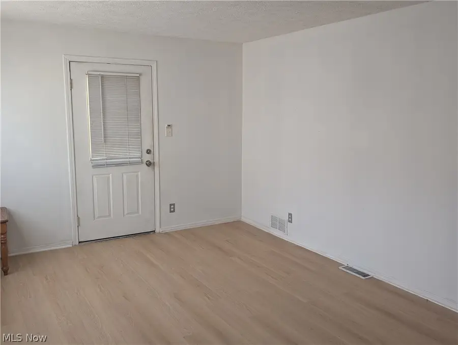 4186 W 143rd Street, Cleveland, OH 44135 - #2