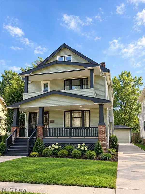 15814 Parkgrove Avenue, Cleveland, OH 44110