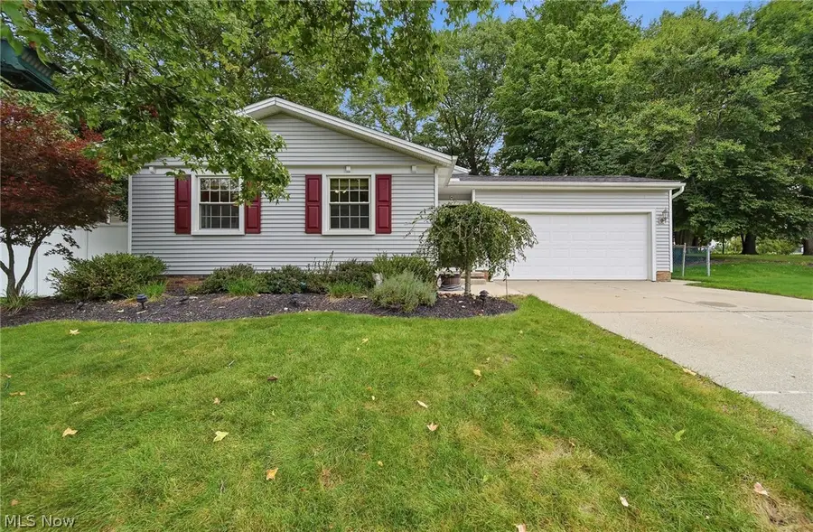 10487 Belleau Drive, Twinsburg, OH 44087 - #2