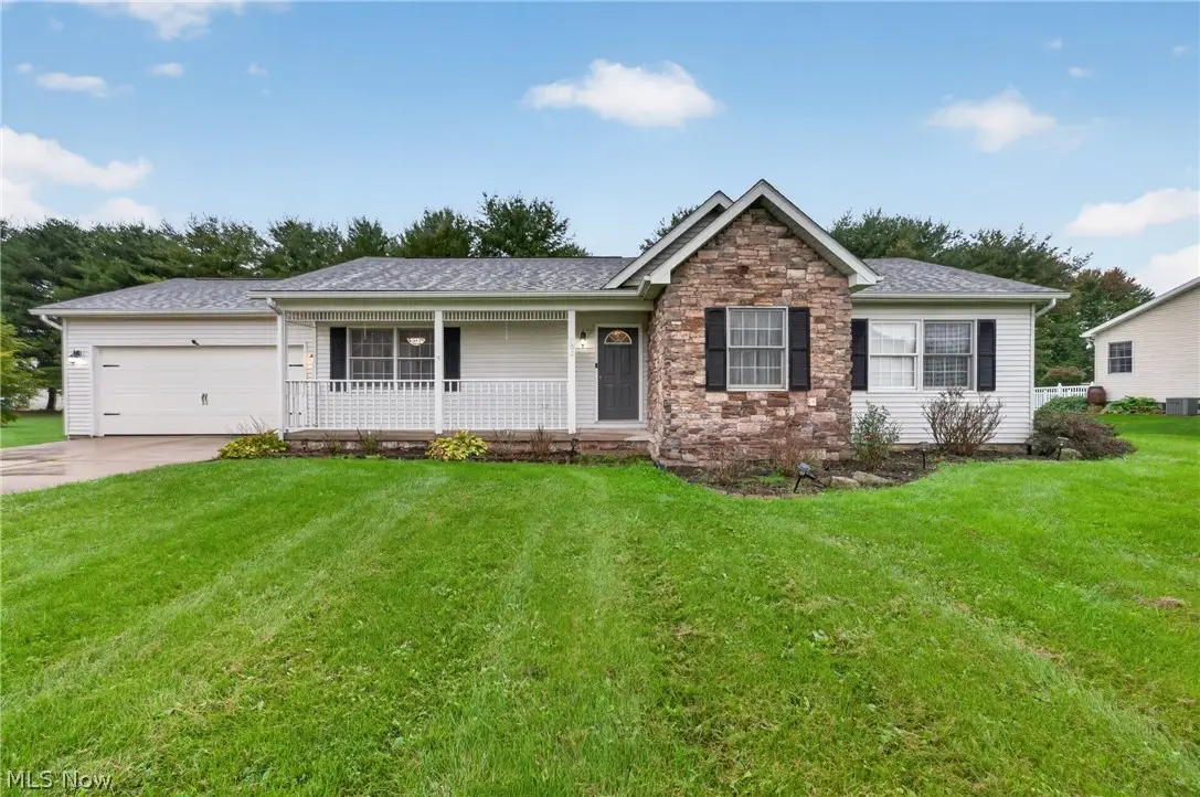 702 Willow Dale Nw Street, Bolivar, OH 44612 - #1
