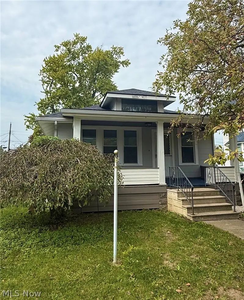 122 Bellfield Avenue, Elyria, OH 44035 - #1