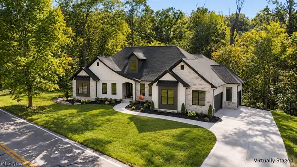 6579 Hathaway Road, Valley View, OH 44125