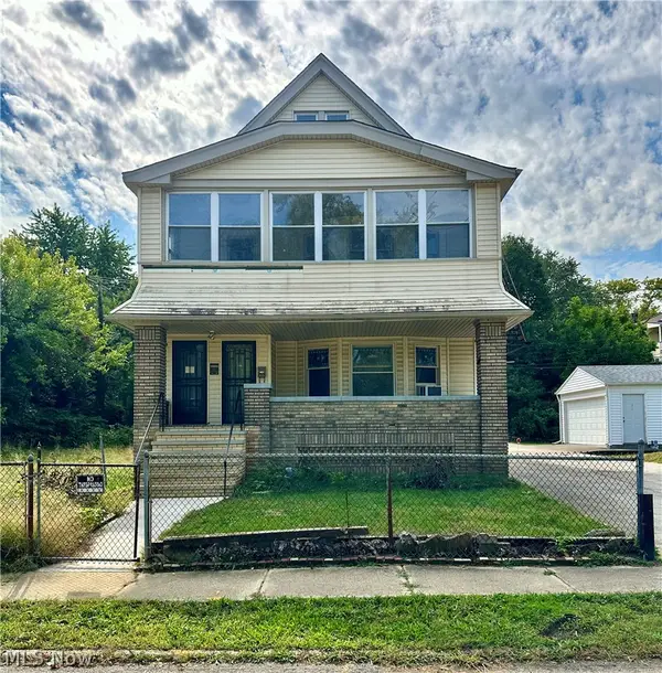 11424 Tuscora Avenue, Cleveland, OH 44108