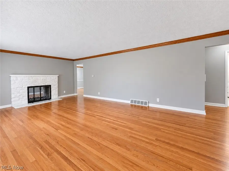 2961 Chamberlain Road, Akron, OH 44333 - #3