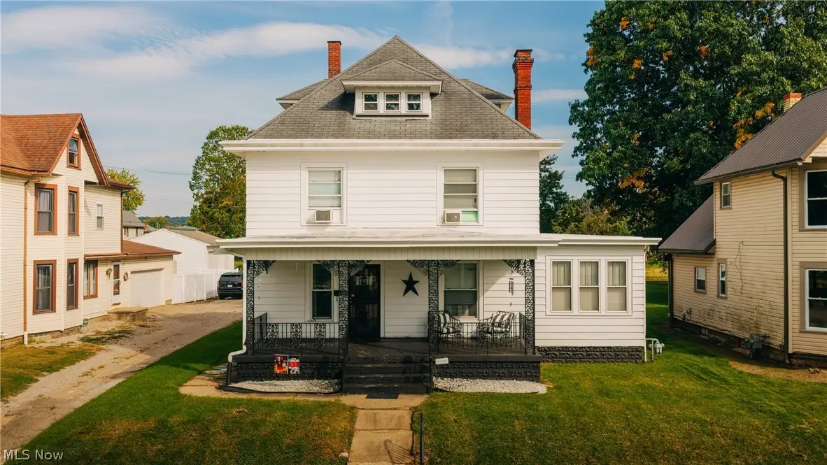 424 S 4th Street, Coshocton, OH 43812 - #1