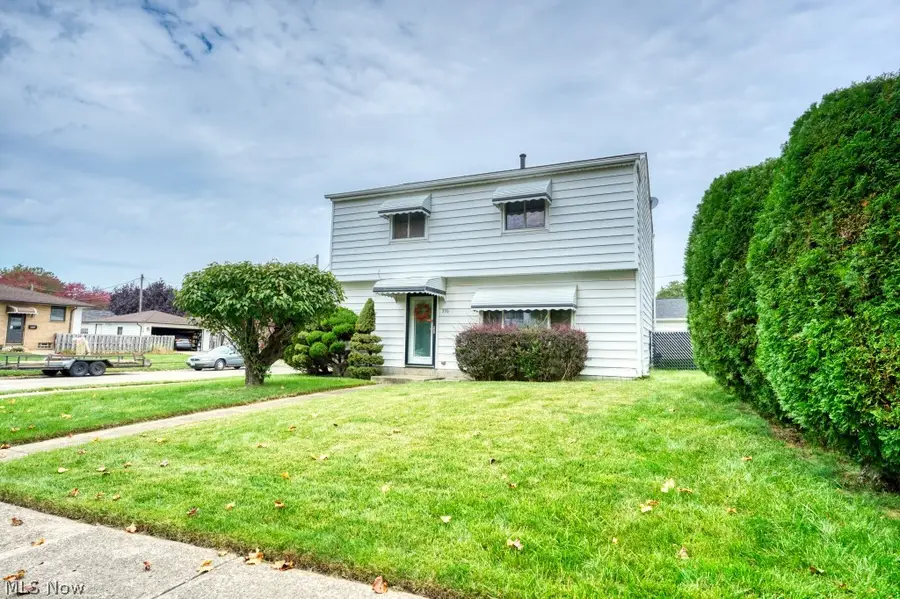 396 Skyview Road, Cleveland, OH 44109 - #2