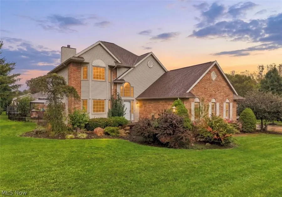 701 Glencarlyn Avenue, Louisville, OH 44641 - #2