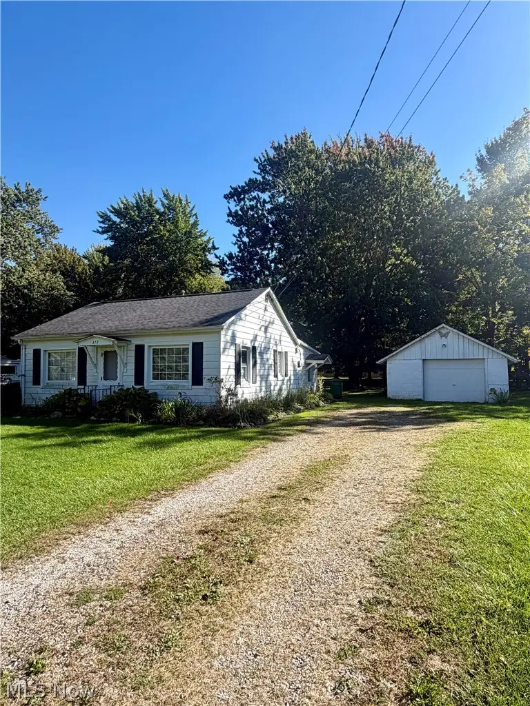 372 E Jefferson Street, Jefferson, OH 44047 - #2