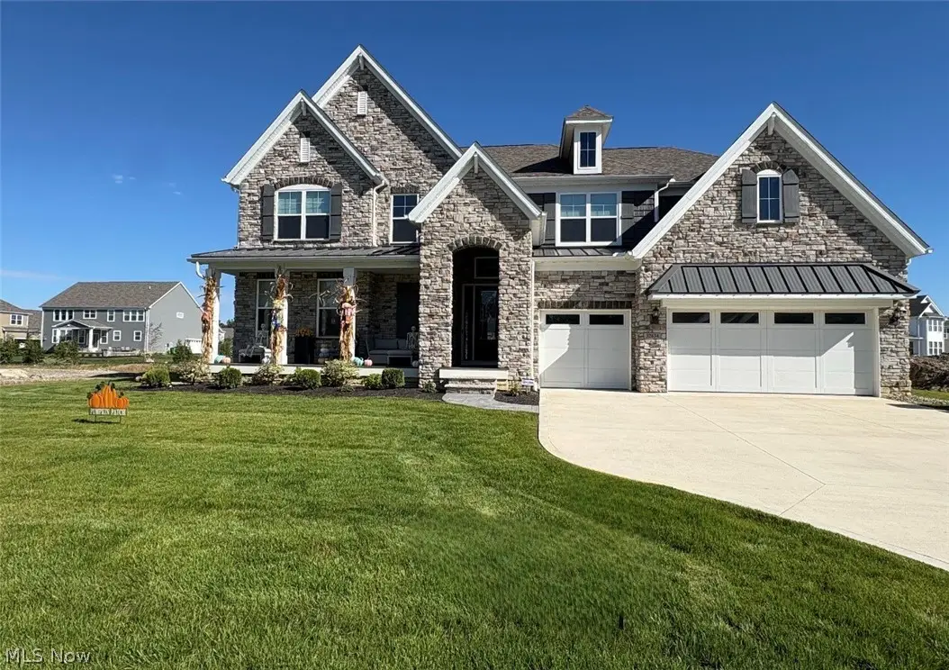 32634 Royal Troon Drive, Avon Lake, OH 44012 - #1
